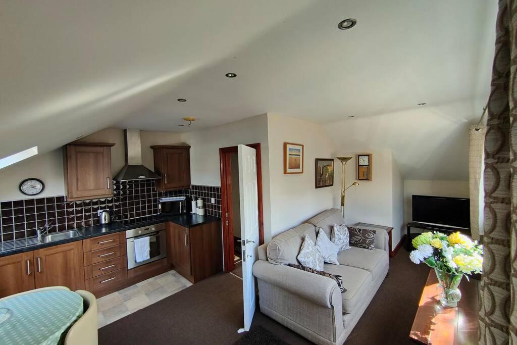 Bt 9 Granny Flat & Walled Garden ベルファスト エクステリア 写真