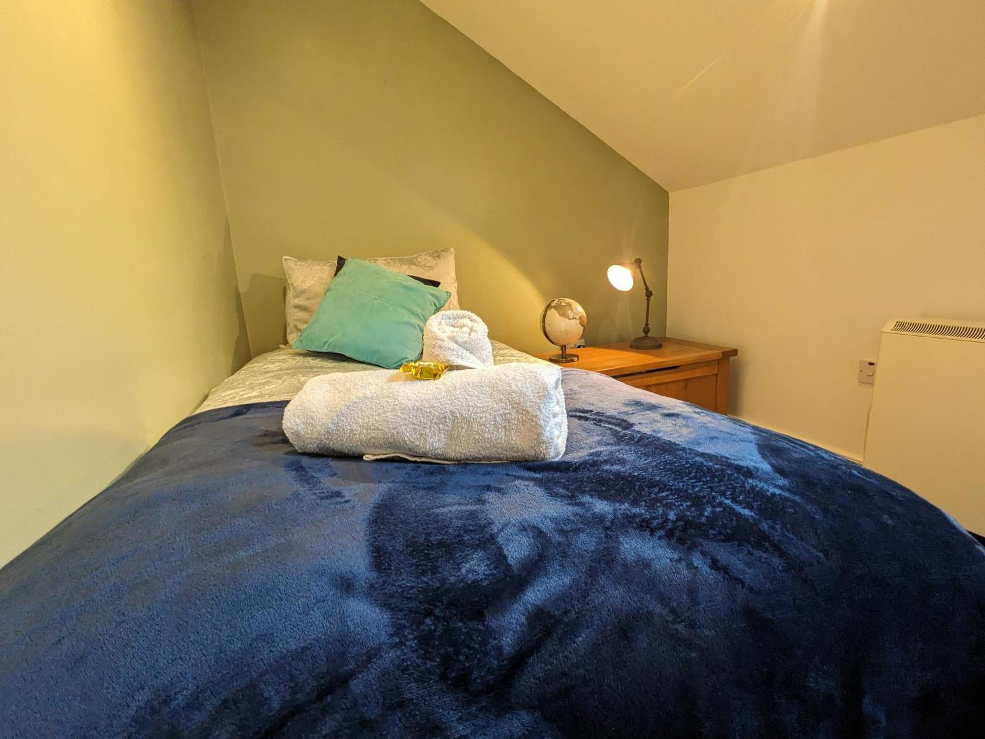 Bt 9 Granny Flat & Walled Garden ベルファスト エクステリア 写真
